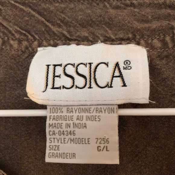 β¨3 FOR 30β¨ textured 90βs short sleeved tee - Picture 2 of 3